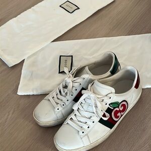 Gucci sneakers